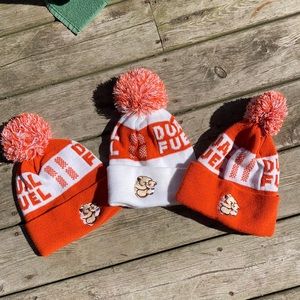 NWOT DUAL FUEL KNIT HATS VINTAGE (3)